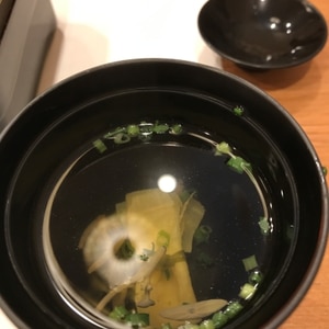 生湯葉でお吸い物